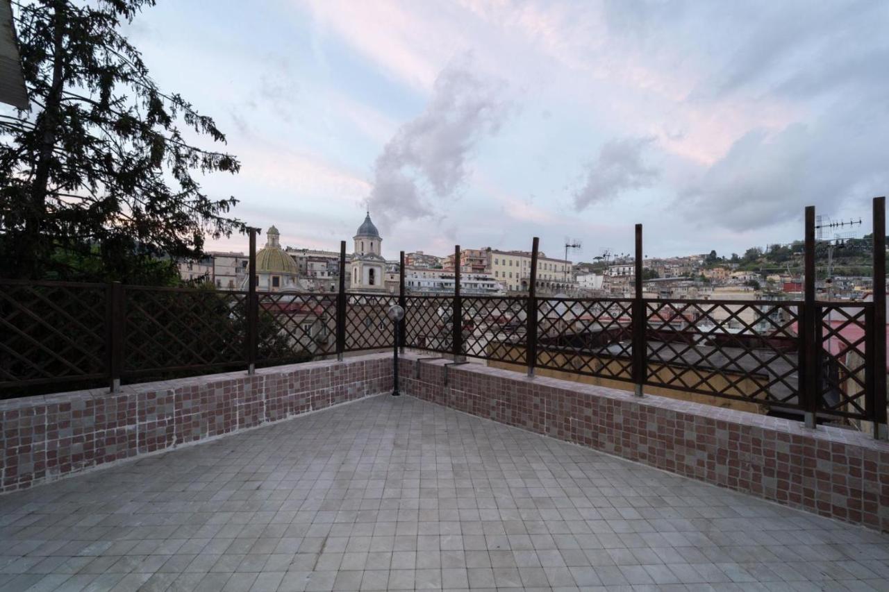 Casa Dea Napoli Διαμέρισμα Εξωτερικό φωτογραφία