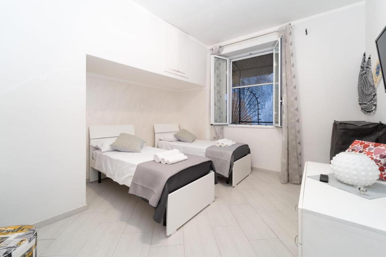 Casa Dea Napoli Διαμέρισμα Εξωτερικό φωτογραφία